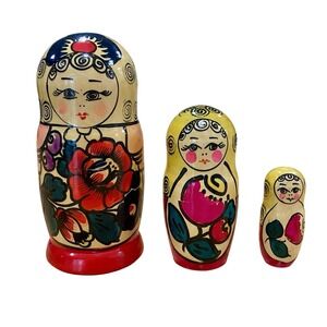 Hand Painted Matryoshka Nesting Dolls Folk Art Floral Set of 3